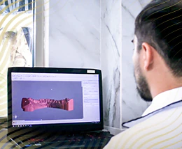 dentist using 3d smile design software