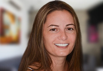 X ray of a patient implant-fixed dental bridge