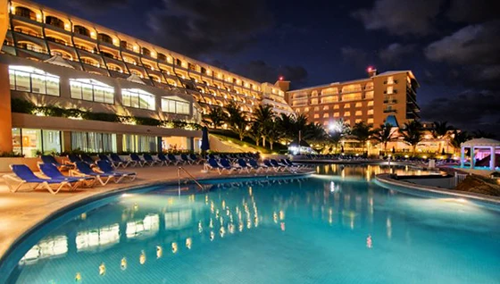 dental vacation in cancun mexico