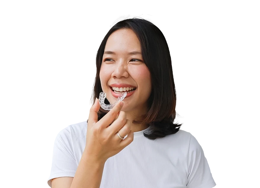 Adult patient with Invisible Orthodontics in Mexico