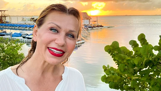 girl on vacation dental cancun mexico